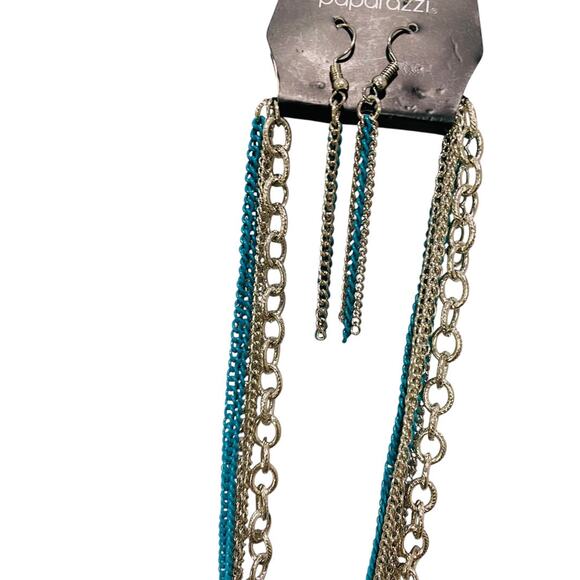 Paparazzi New Silvertone Necklace and Earring Set Turquoise Multistrand 40" - Picture 3 of 5